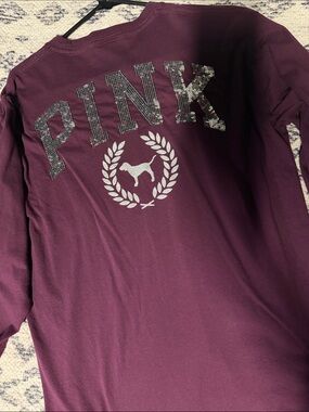 PINK Victoria's Secret Long Sleeve Logo Tee - Plum